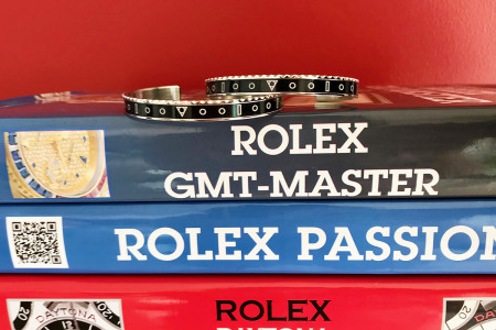 Mondani-Books-special-gifts-steel-bracelets - italiano